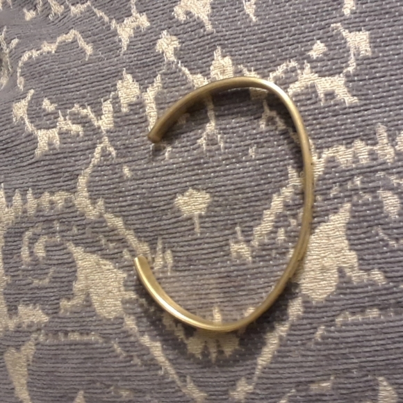 Soul Sisters cuff copper bracelet - Picture 7 of 9